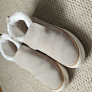 Toms suede bootie sneaker sz 7